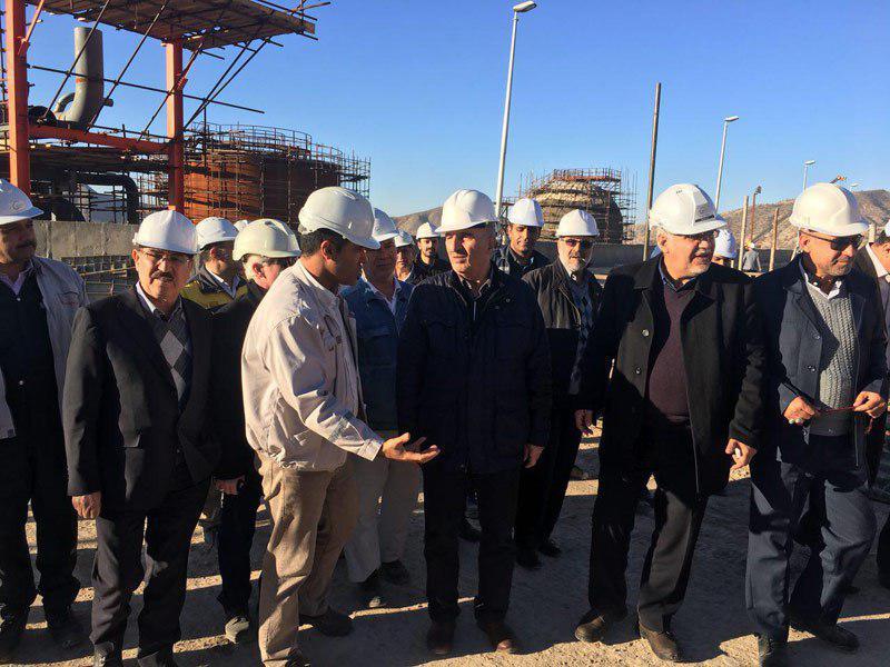 بازدید معاون وزیر نفت از پتروشیمی ایلام بازدید معاون وزیر نفت از پتروشیمی ایلام