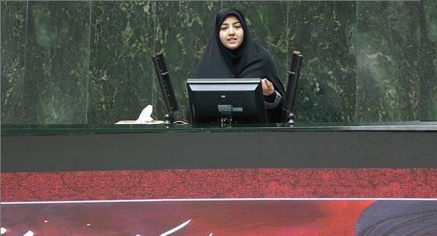 قدر کشاورزان را بدانیم و با آنها همکاری کنیم قدر کشاورزان را بدانیم و با آنها همکاری کنیم