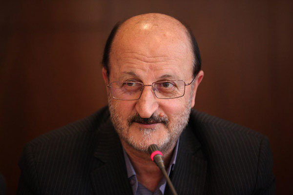 استاندار به نمایندگی از خبرنگاران سخنرانی کرد استاندار به نمایندگی از خبرنگاران سخنرانی کرد