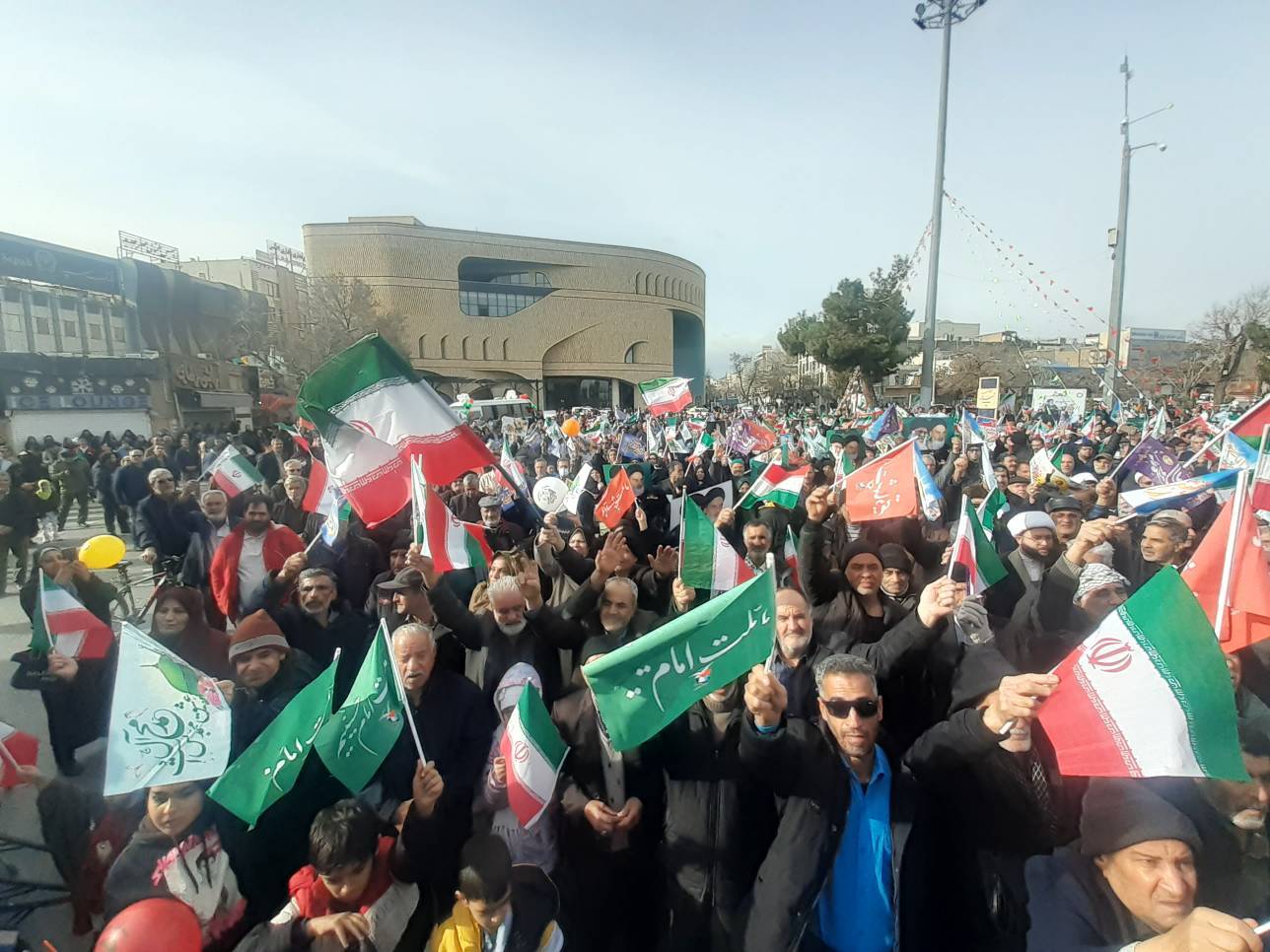 وحدت ملی ستون اقتدار انقلاب اسلامی است