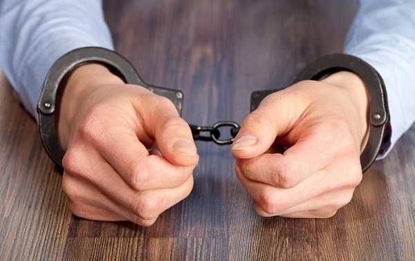 اختلاف بر سر ارث در فیروزآباد به قتل برادر انجامید اختلاف بر سر ارث در فیروزآباد به قتل برادر انجامید
