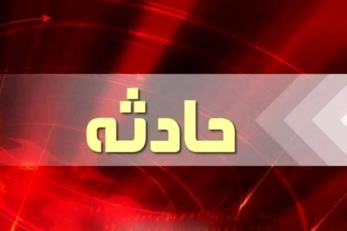مصدومیت ۱۳ دانش‌آموز ملایری در اثر خارج شدن مینی بوس از مسیر اصلی