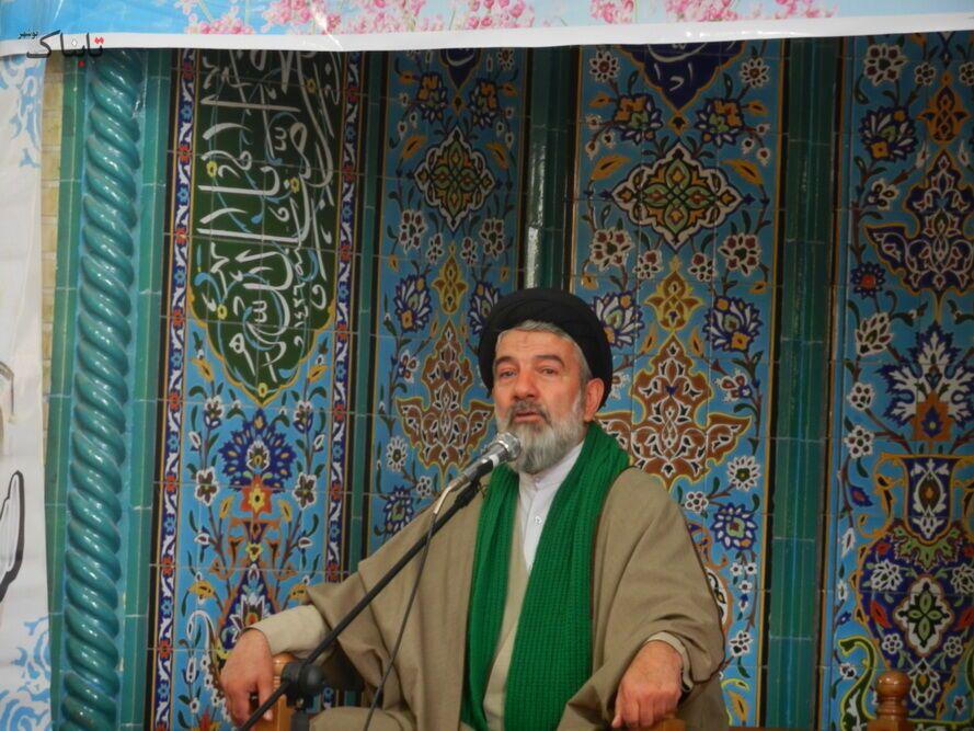 ملت ایران از خون‌خواهی رهبر شهید عقب‌نشینی نمی‌کند/ ترامپ محکوم به نابودی است